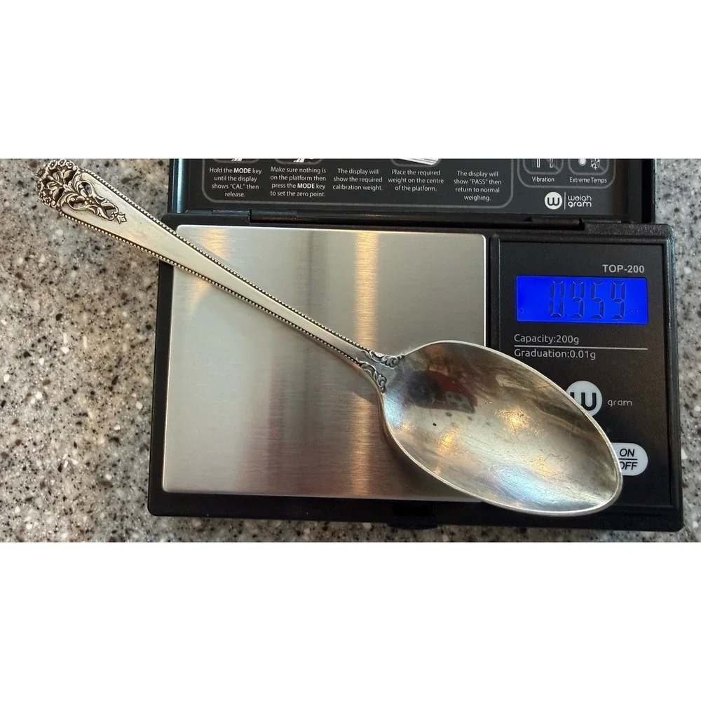 International Sterling Silver Queens Lace Teaspoon 1949 Vintage Spoon .959 ozt